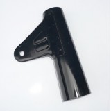 DRŽÁK SVĚTLOMETU - LEVÝ - (PRVNÍ VERZE BEZ DÍRY NA BLINKR)